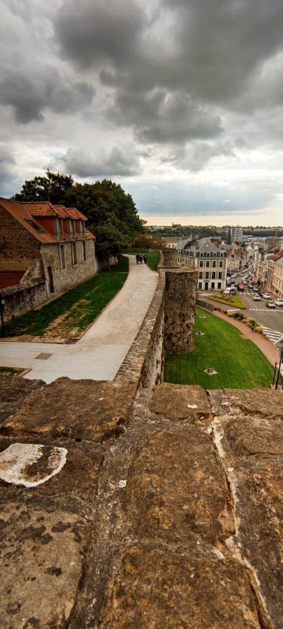Apartament Le Godefroy De Bouillon Boulogne-sur-Mer Zewnętrze zdjęcie